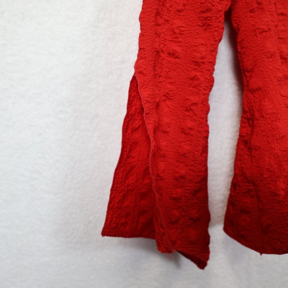 Courtney Washington Textured Split Bell Sleeve Pullover Stretchy Size S Red - Picture 5 of 9